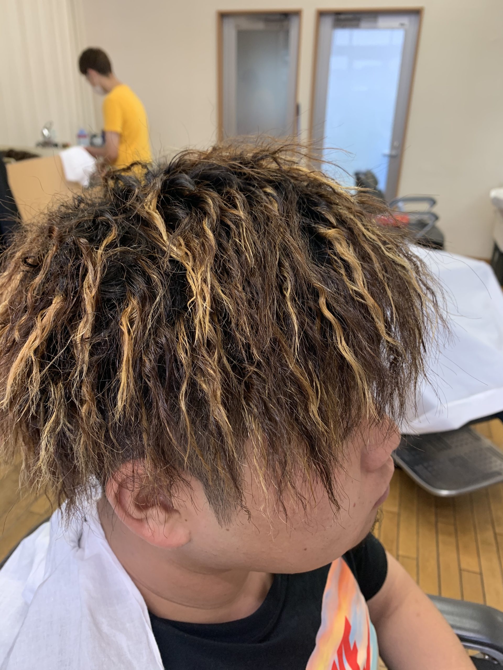 ツイストパーマ メッシュのカラーでも出来るの Hair Salon Zac 佐賀県小城市の男性専用美容室